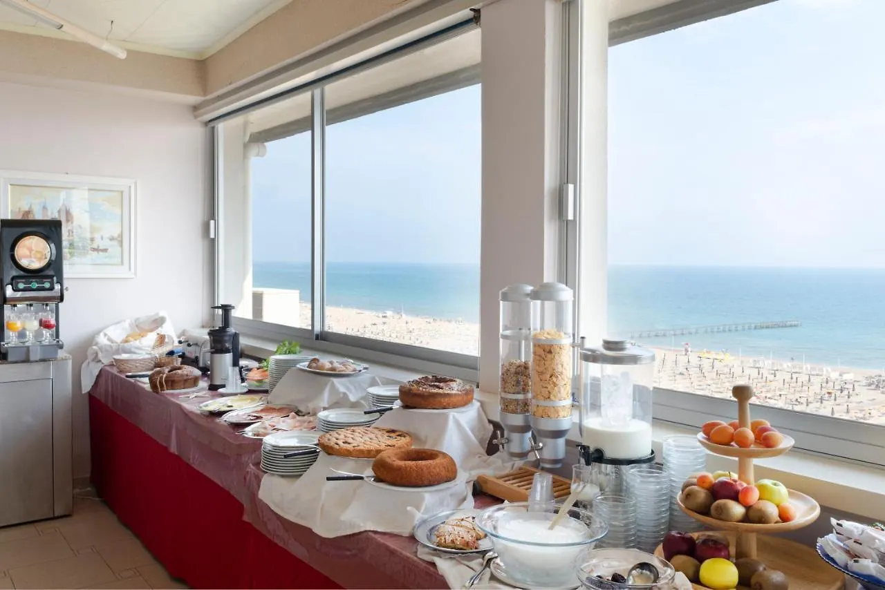 Hotel Centrale Miramare Rimini 3*,