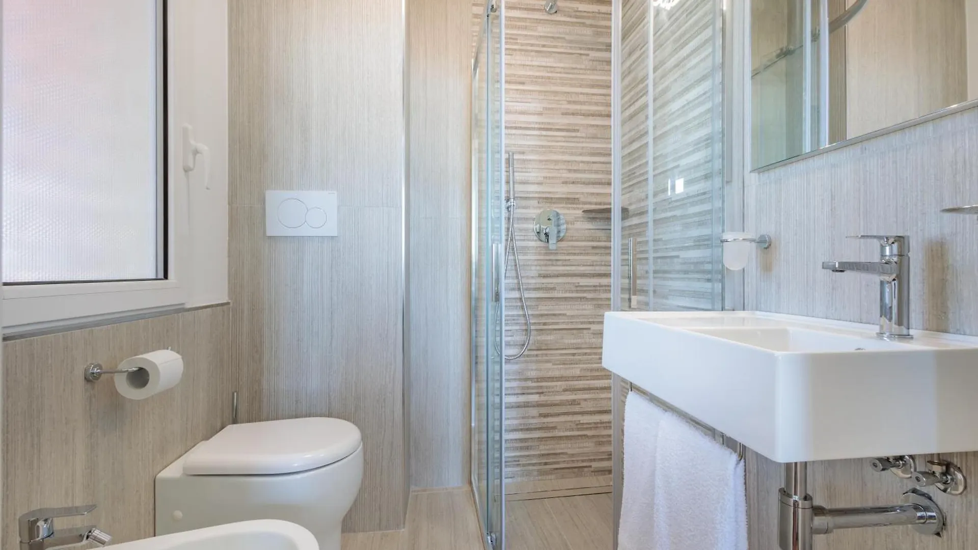 Hotel Centrale Miramare Rimini 3*,  Italy