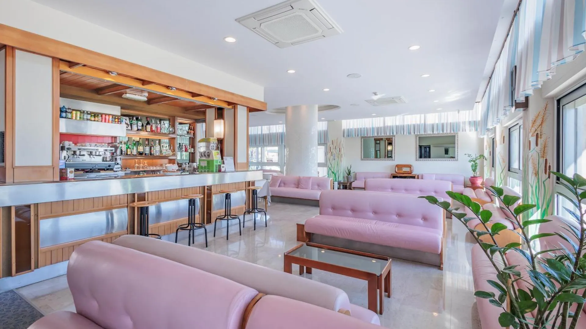 Hotel Centrale Miramare Rimini 3*,  Italy
